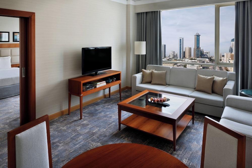 Courtyard Kuwait City preview