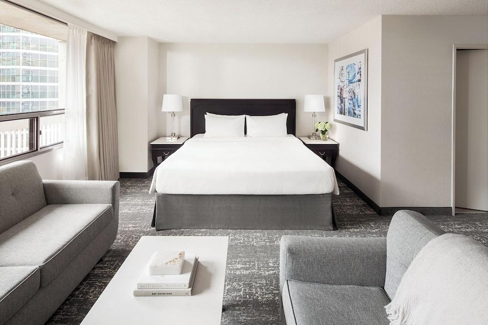 Chelsea Hotel, Toronto preview