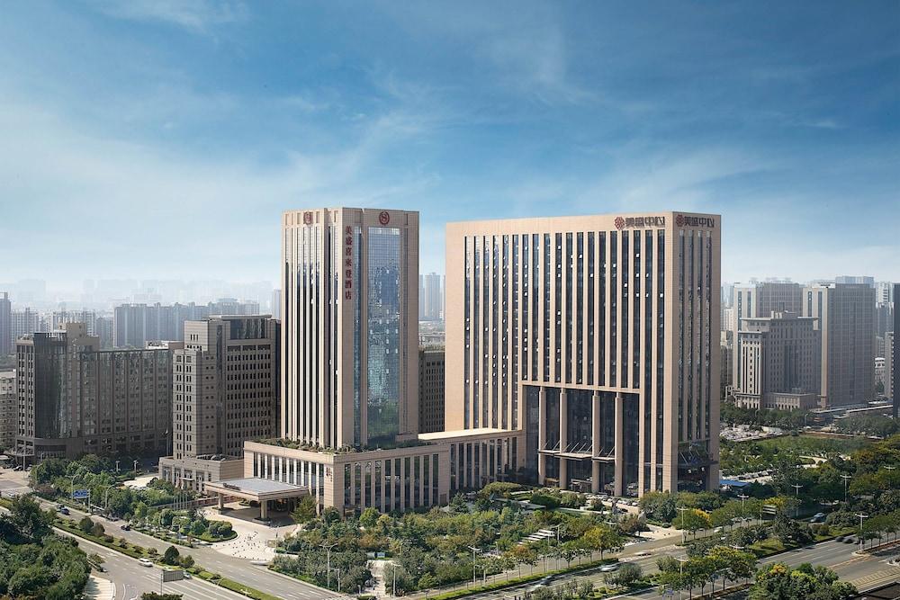 Sheraton Grand Zhengzhou Hotel preview