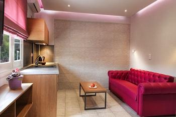Royal Hotel and Suites - 21