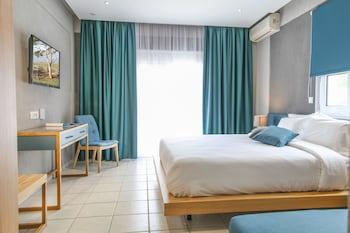 Royal Hotel and Suites - 13