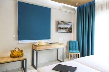 Royal Hotel and Suites - 16