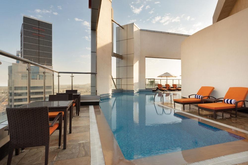 Ramada by Wyndham Abu Dhabi Corniche preview