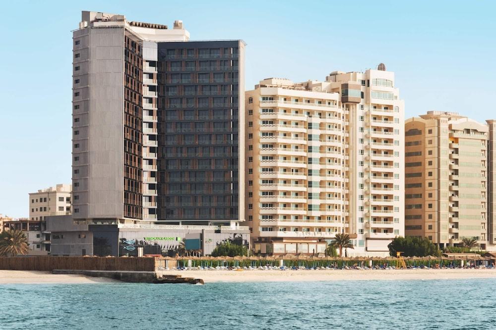 Wyndham Garden Ajman Corniche preview