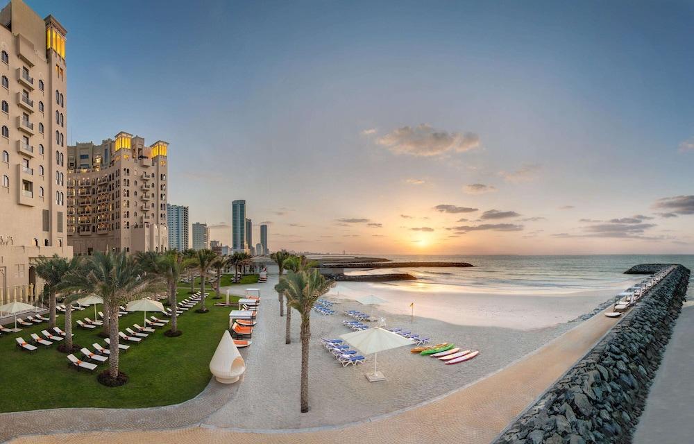 Bahi Ajman Palace Hotel preview